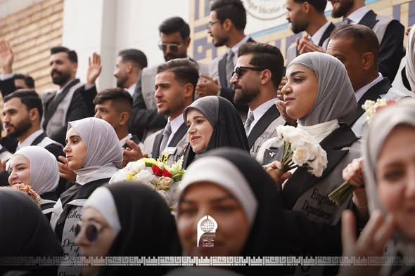 كلية الآداب في جامعة أهل البيت (عليهم السلام) تحتفي بتخرج طلبة قسم اللغة الإنكليزية وسط أجواء احتفالية مميزة